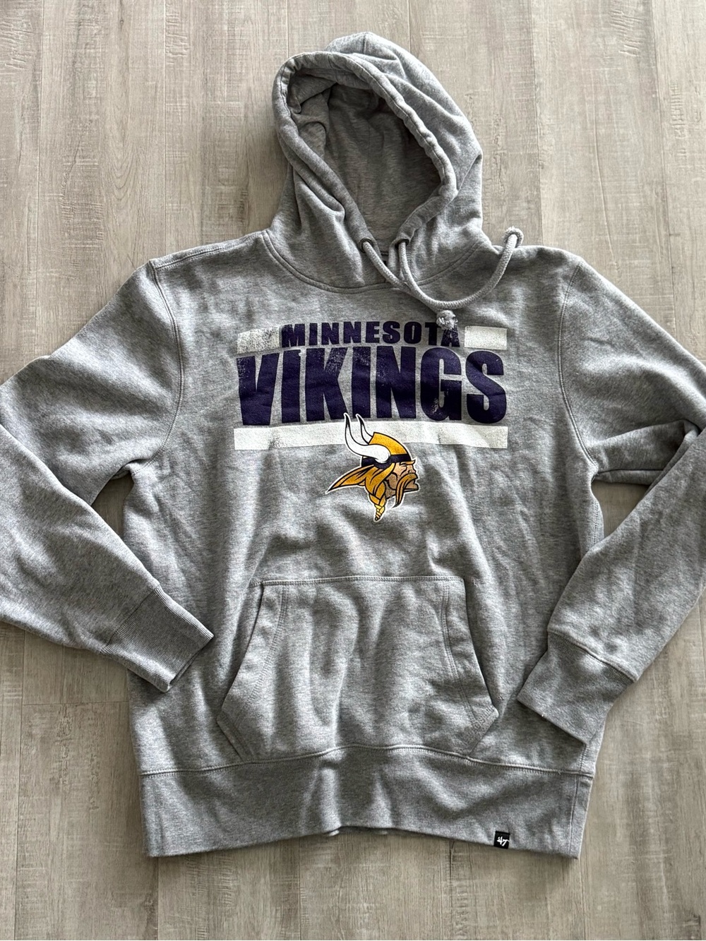 ‘47 Minnesota Vikings Men’s Gray Hooded Sweatshirt, large